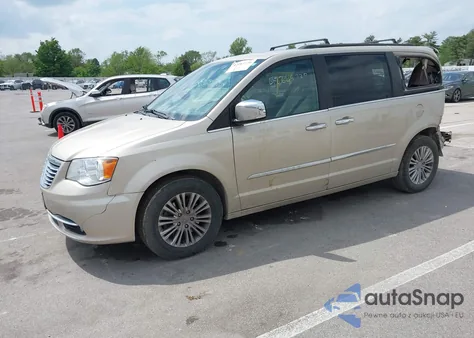 2015 Chrysler Town & Country Touring-L from USA, damaged, VIN 2C4RC1CG8FR755084